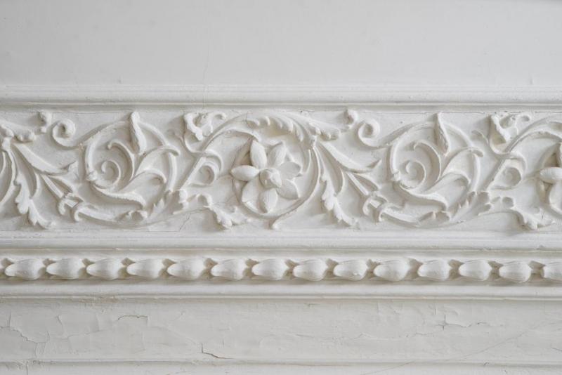 Comment r&eacute;ussir la r&eacute;paration de vos moulures d&eacute;coratives ?